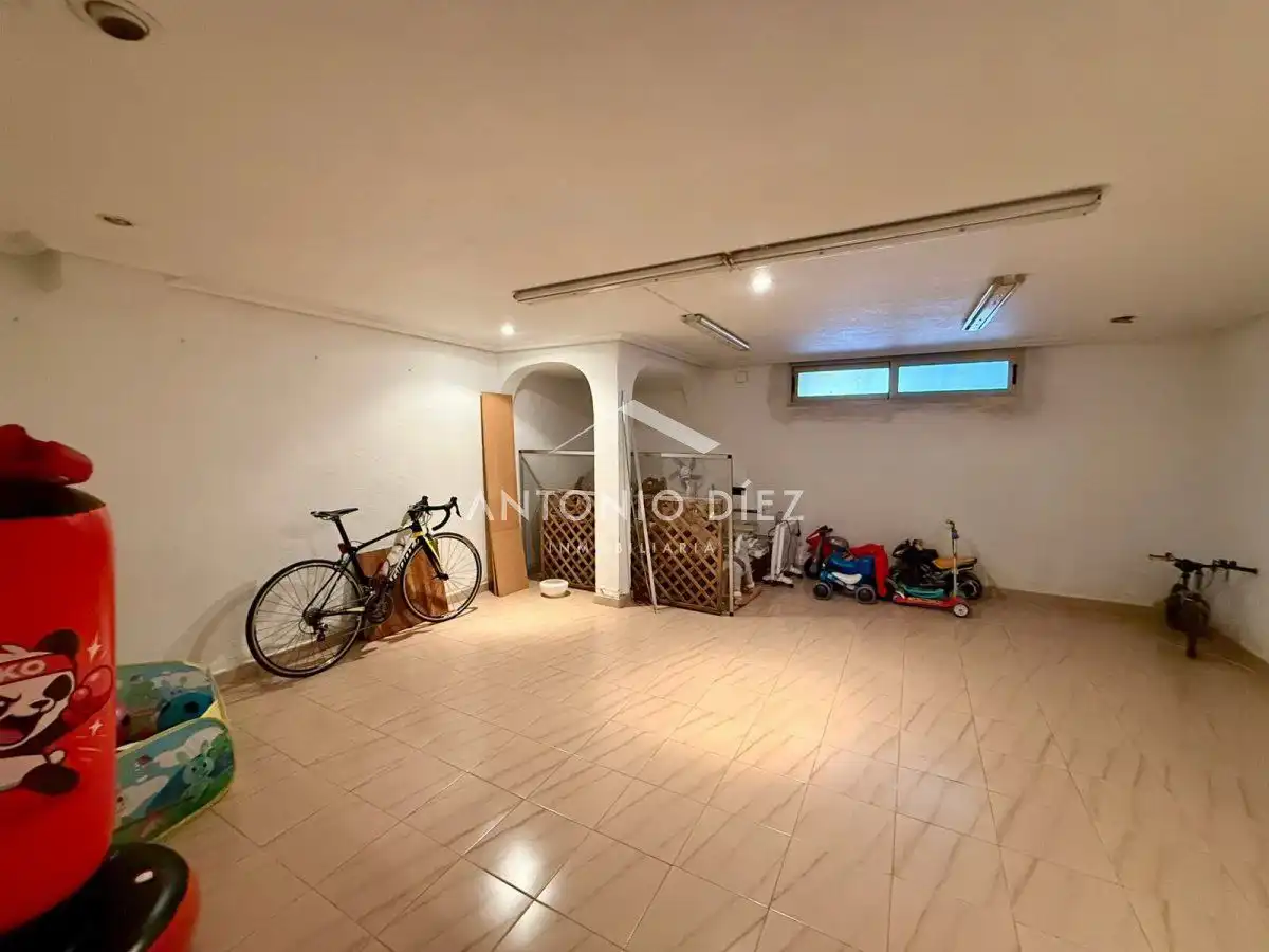 Detached homes for sale in La Serranica - Sagrado Corazón