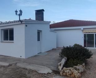 Vista exterior de Finca rústica en venda en Alborache amb Aire condicionat, Jardí privat i Terrassa