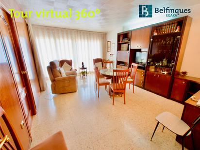 Living room of Flat for sale in Terrassa  with Heating, Furnished and Oven