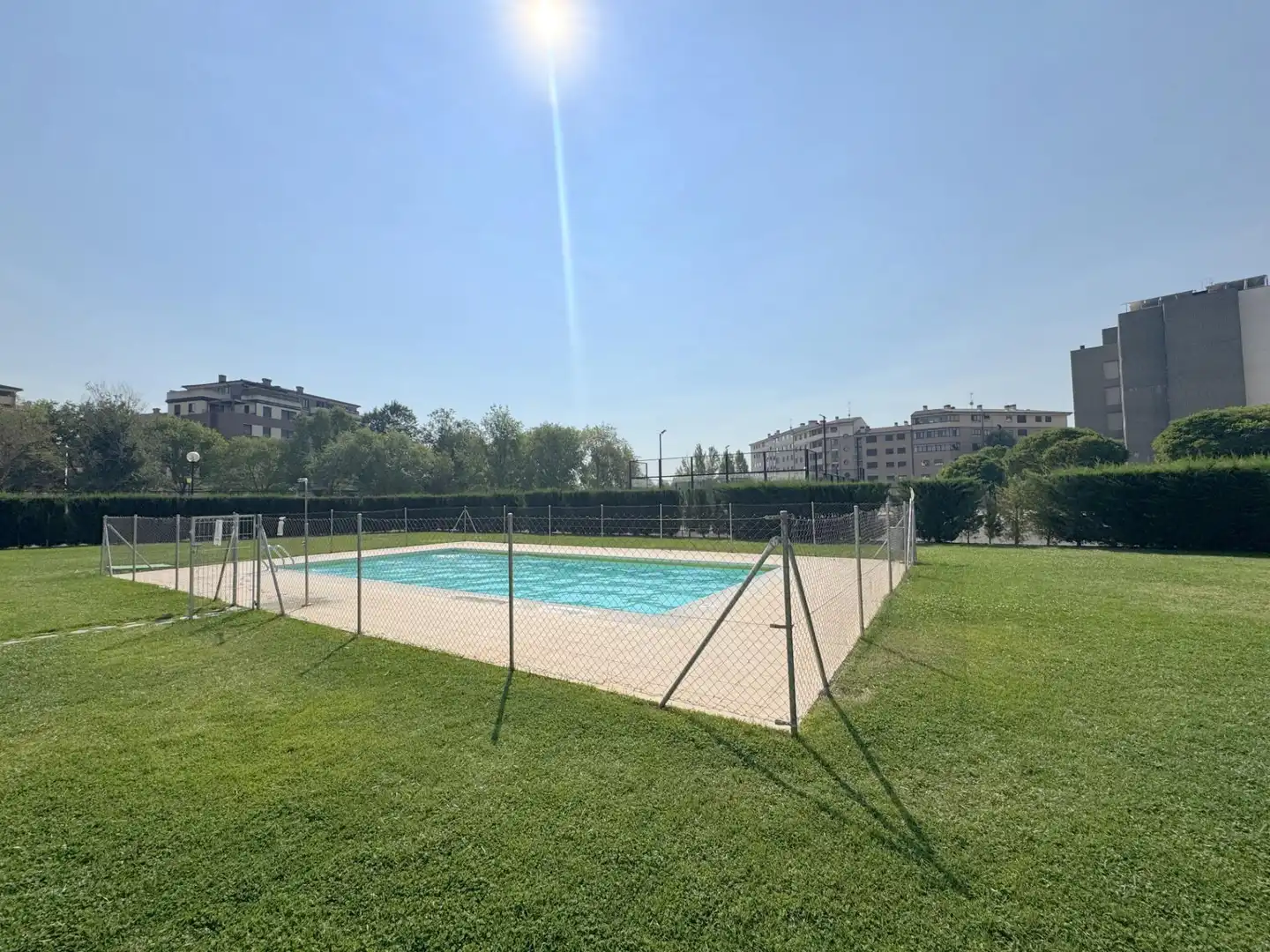 Piscina de Piso en venta en Ávila con Calefacción y Piscina comunitaria