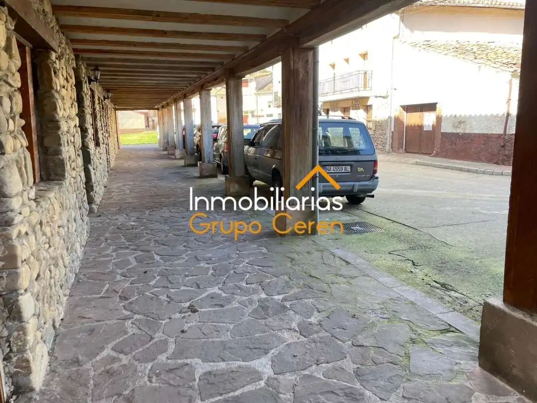 Piso en venta en Calle Obispo Fray Martín de Sarmiento, Ojacastro