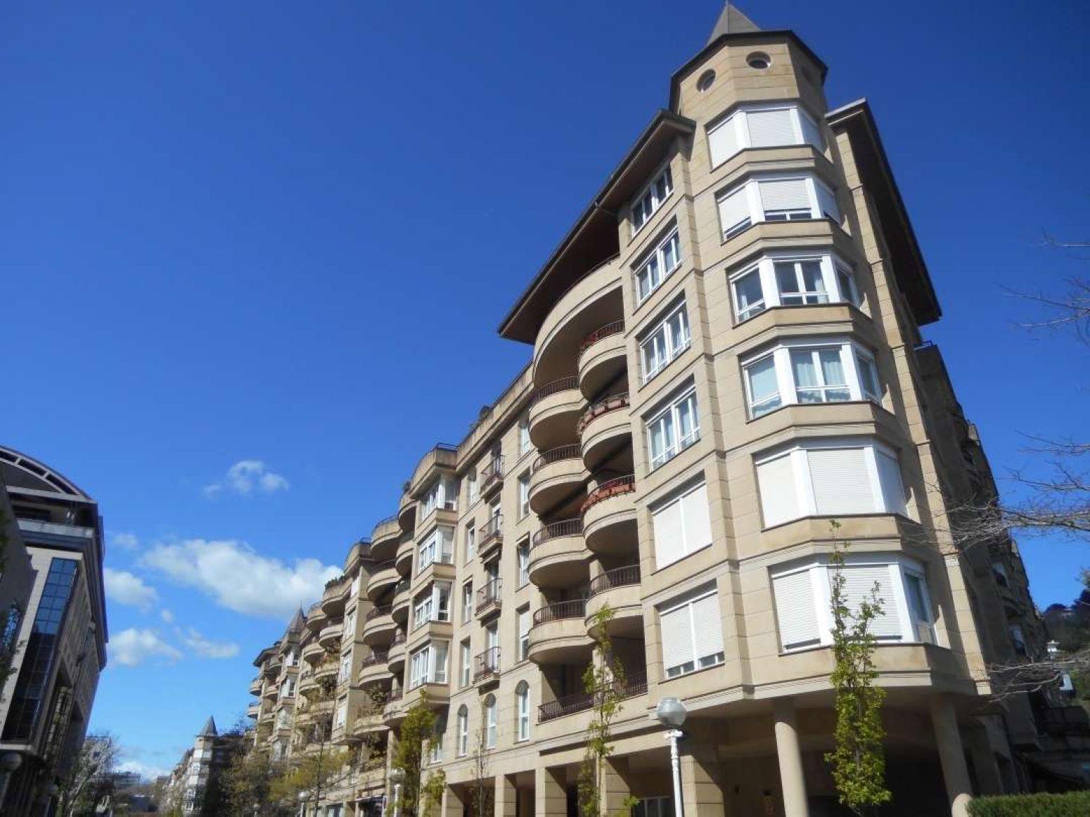 Vista exterior de Pis de lloguer en Donostia - San Sebastián  amb Calefacció