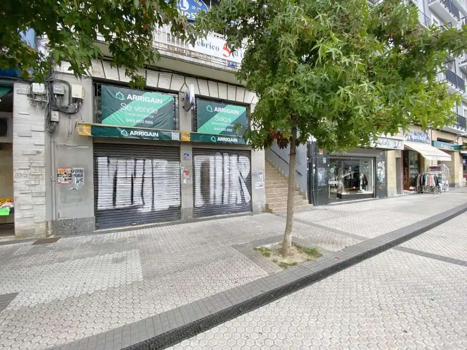 Local en venta en Pasaia