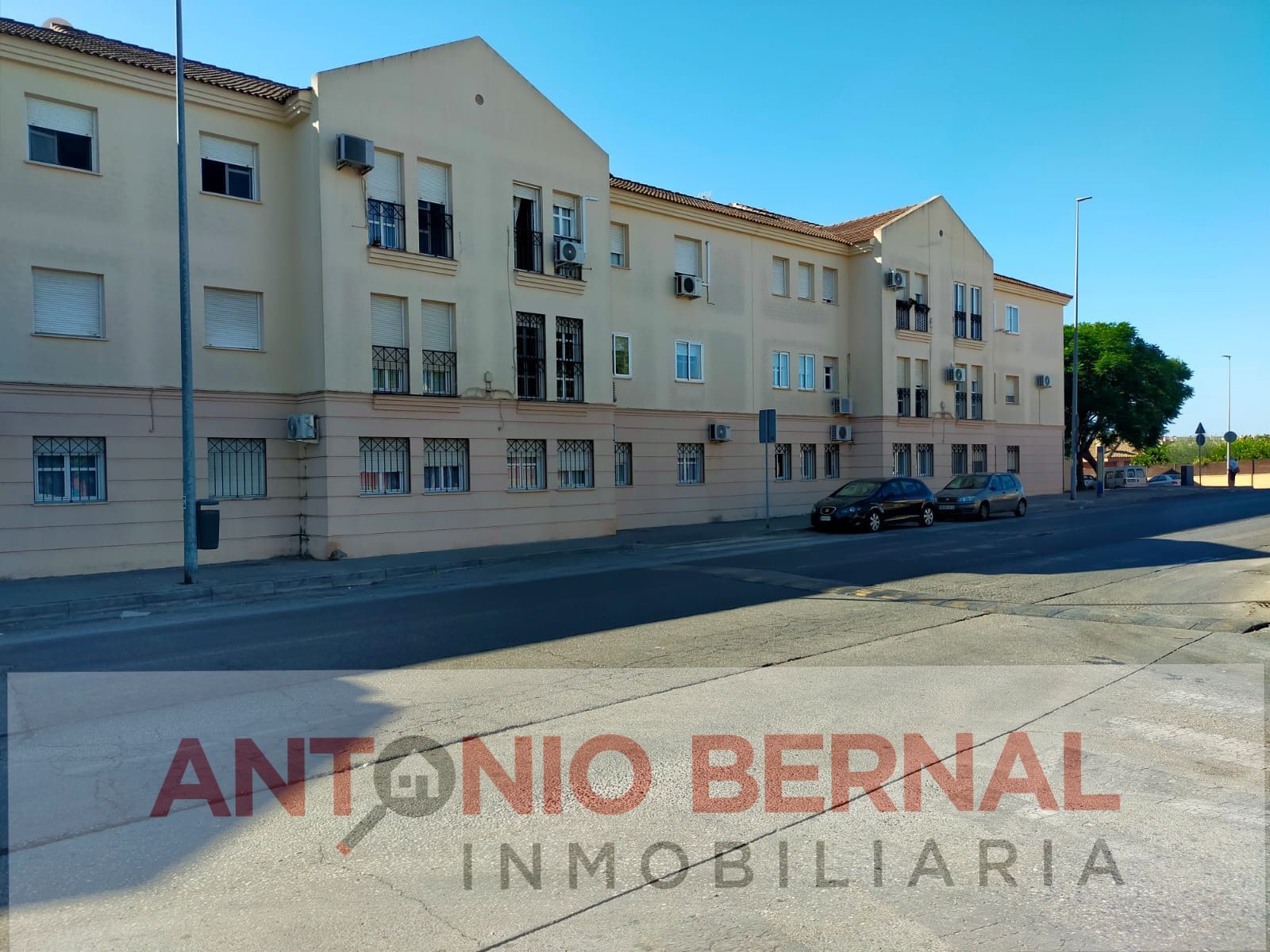 Vista exterior de Piso en venta en Jerez de la Frontera con Aire acondicionado