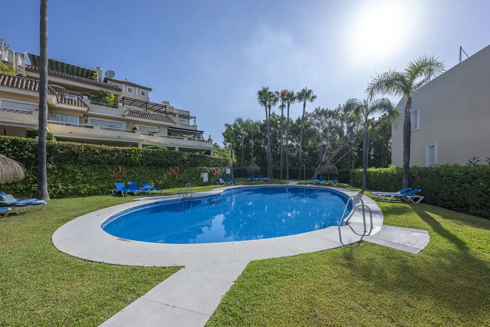 Jardí de Àtic en venda en Marbella amb Aire condicionat, Terrassa i Traster