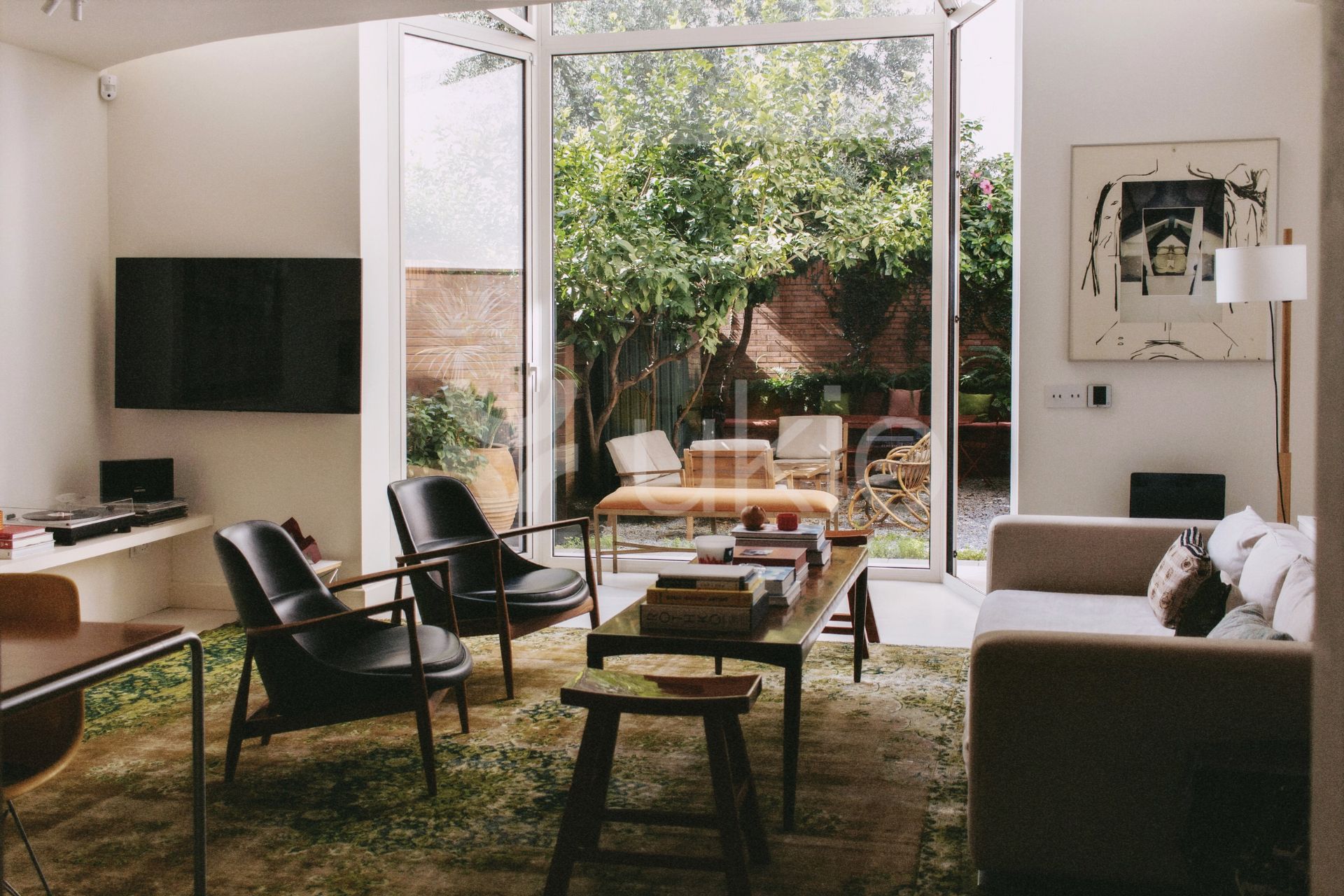 Sala d'estar de Apartament en venda en  Barcelona Capital amb Aire condicionat, Jardí privat i Terrassa