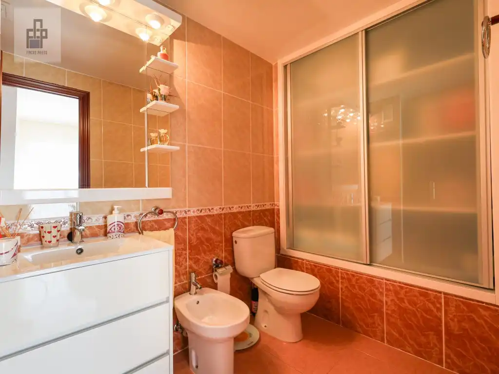 Badezimmer von Wohnung zum Verkauf in El Vendrell