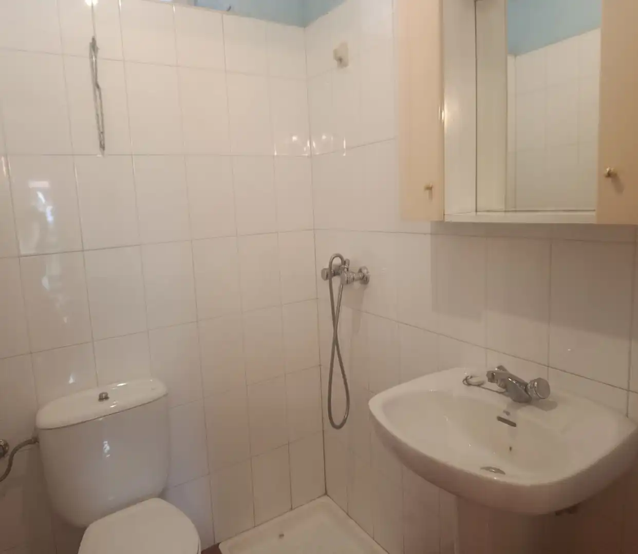 Bathroom of Houses for sale in Pravia  with Heating, Furnished and Oven