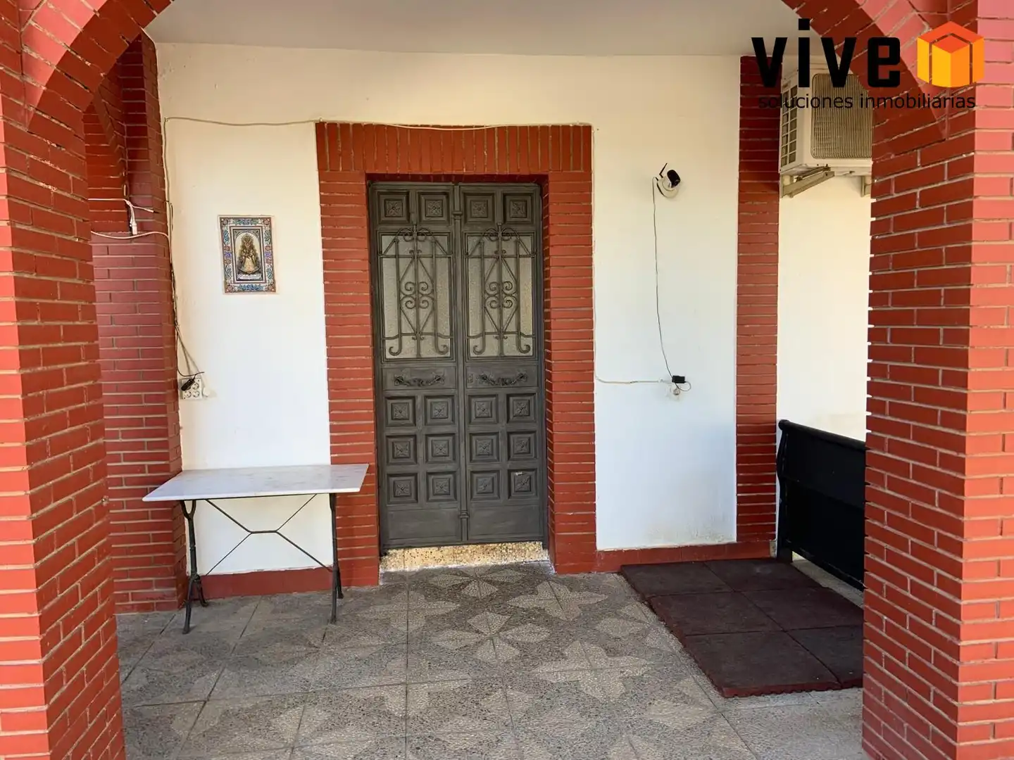 Detached homes for sale in Mairena del Aljarafe  with Air Conditioner, Heating and Private garden