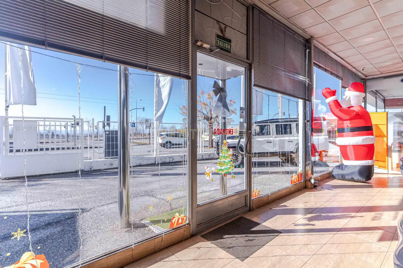 Commercial properties for sale in Albolote