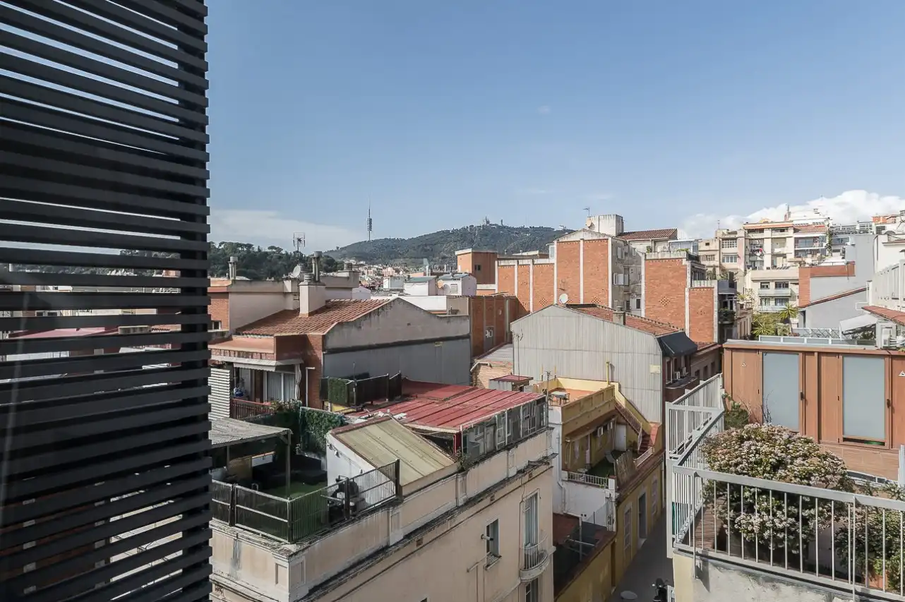 Vista exterior de Piso de alquiler en Barcelona con Aire acondicionado, Calefacción y Amueblado