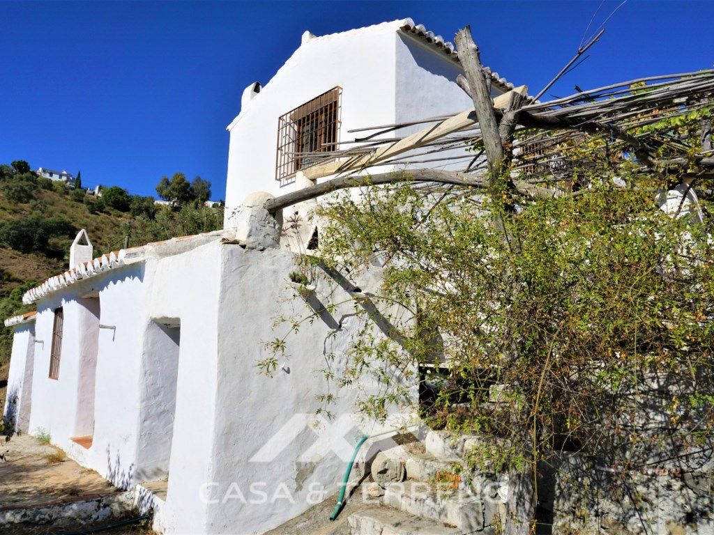 Vista exterior de Casa o chalet en venta en Cómpeta