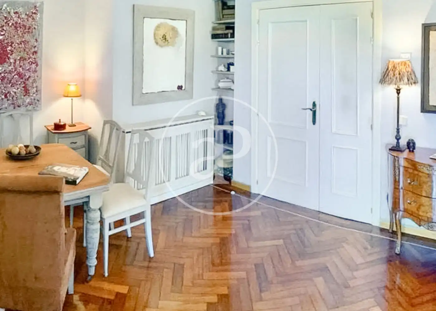 Comedor de Ático de alquiler en Madrid con Aire acondicionado, Calefacción y Jardín privado