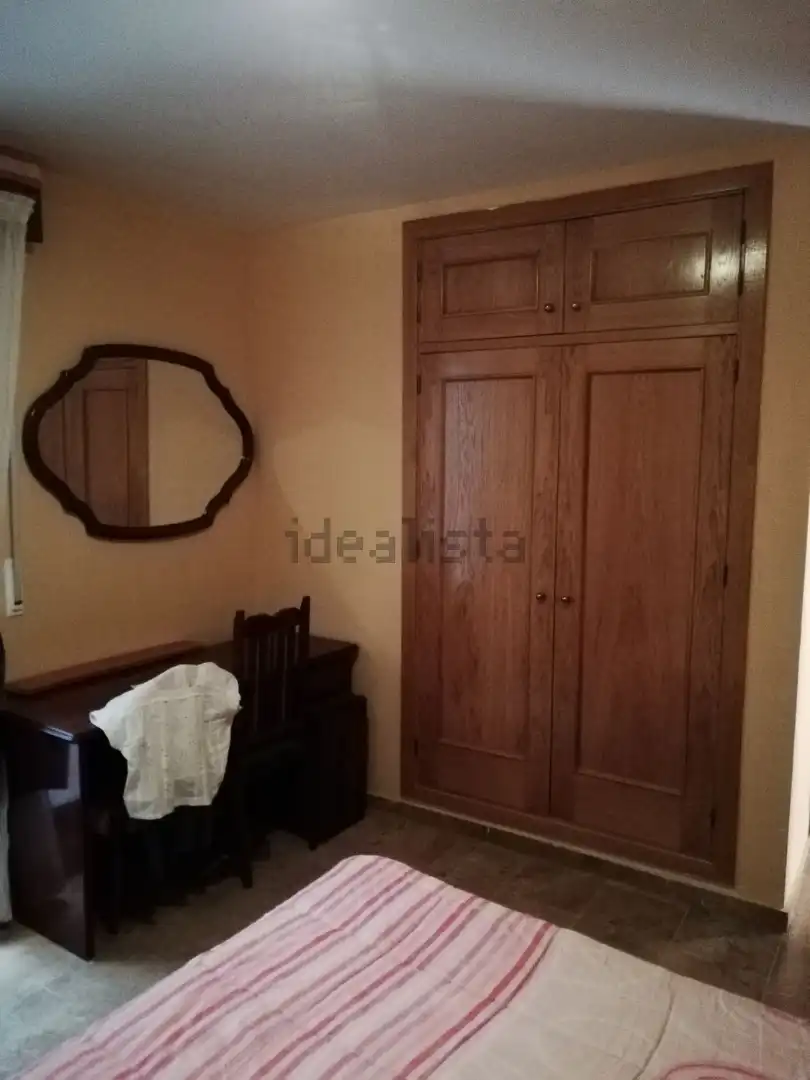 Schlafzimmer von Wohnung zur Miete in Beiro
