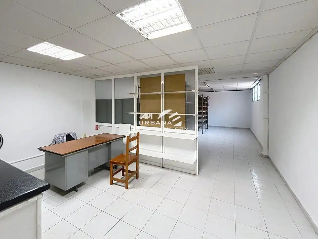 Nave industrial de alquiler en Lucena