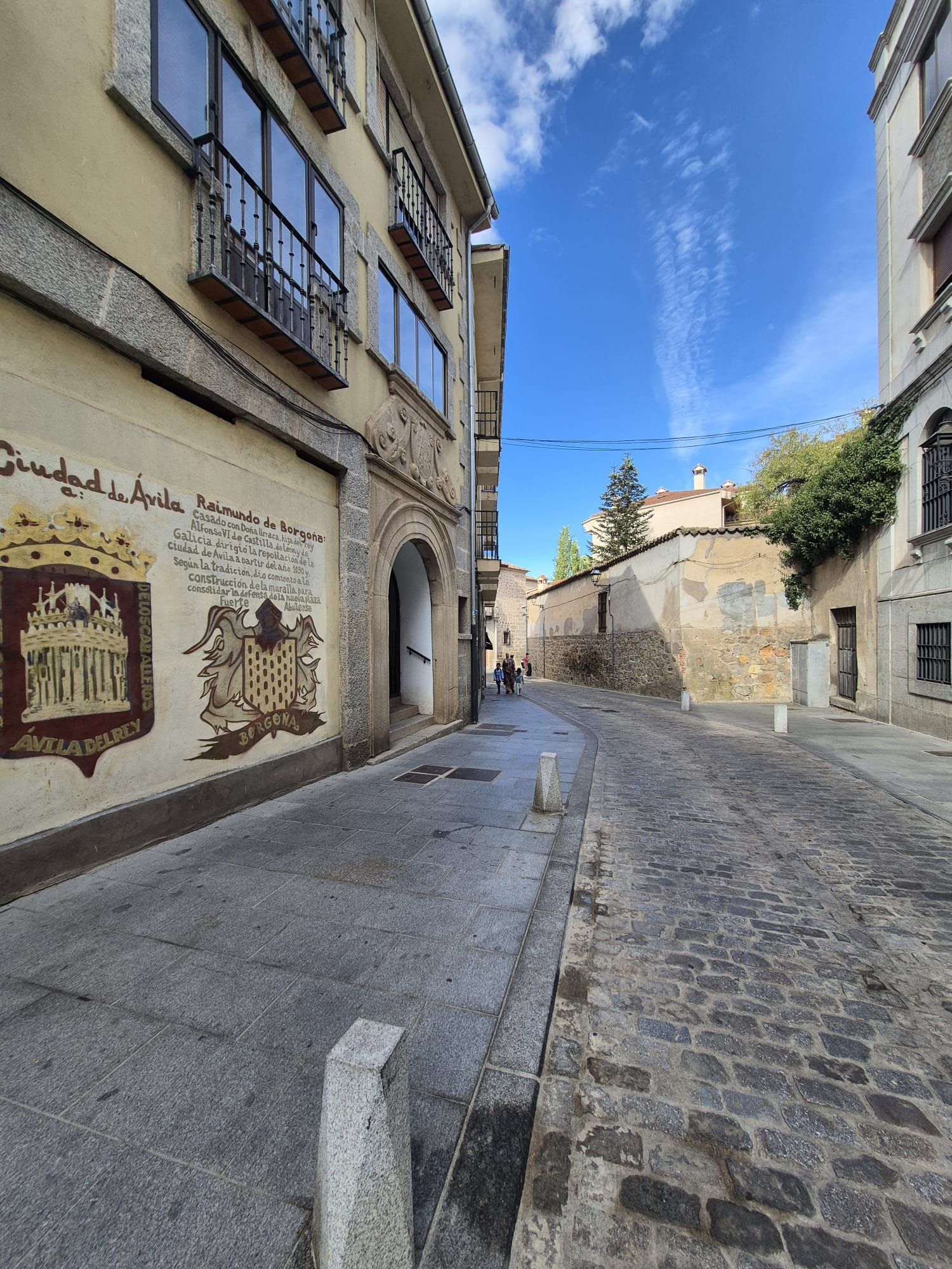 Vista exterior de Piso en venta en Ávila Capital con Calefacción, Terraza y Trastero