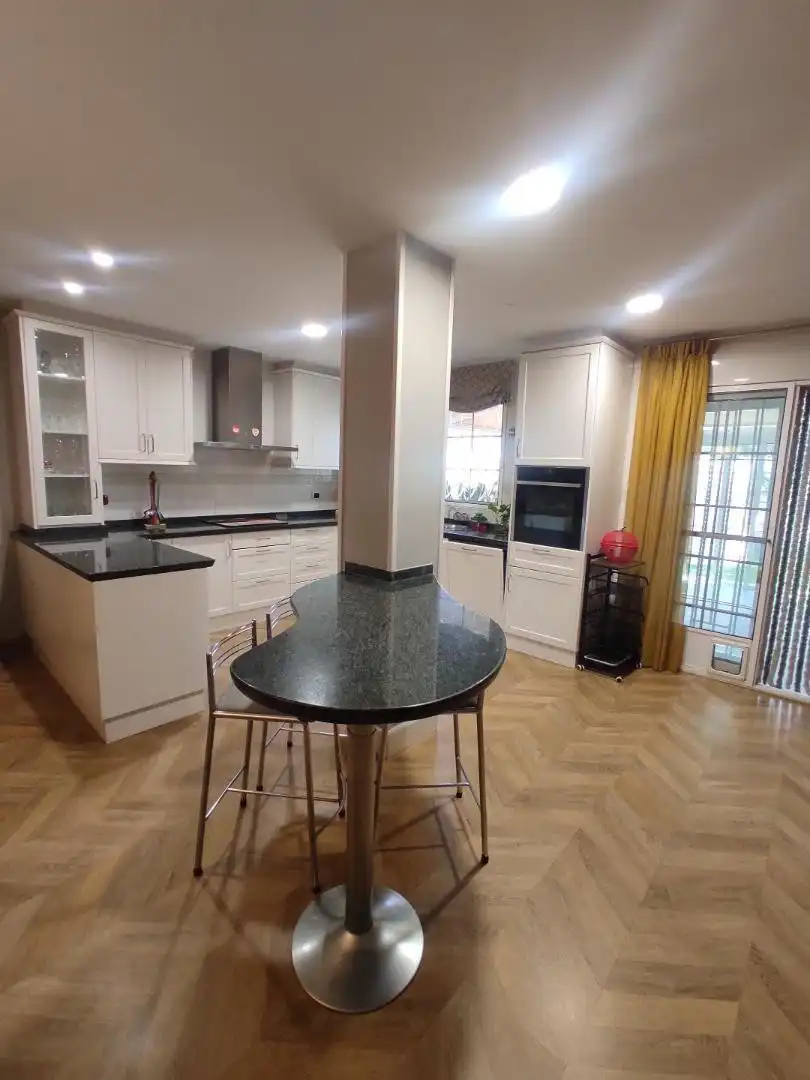 Cuina de Casa o xalet en venda en Castellón de la Plana / Castelló de la Plana amb Terrassa, Traster i Moblat