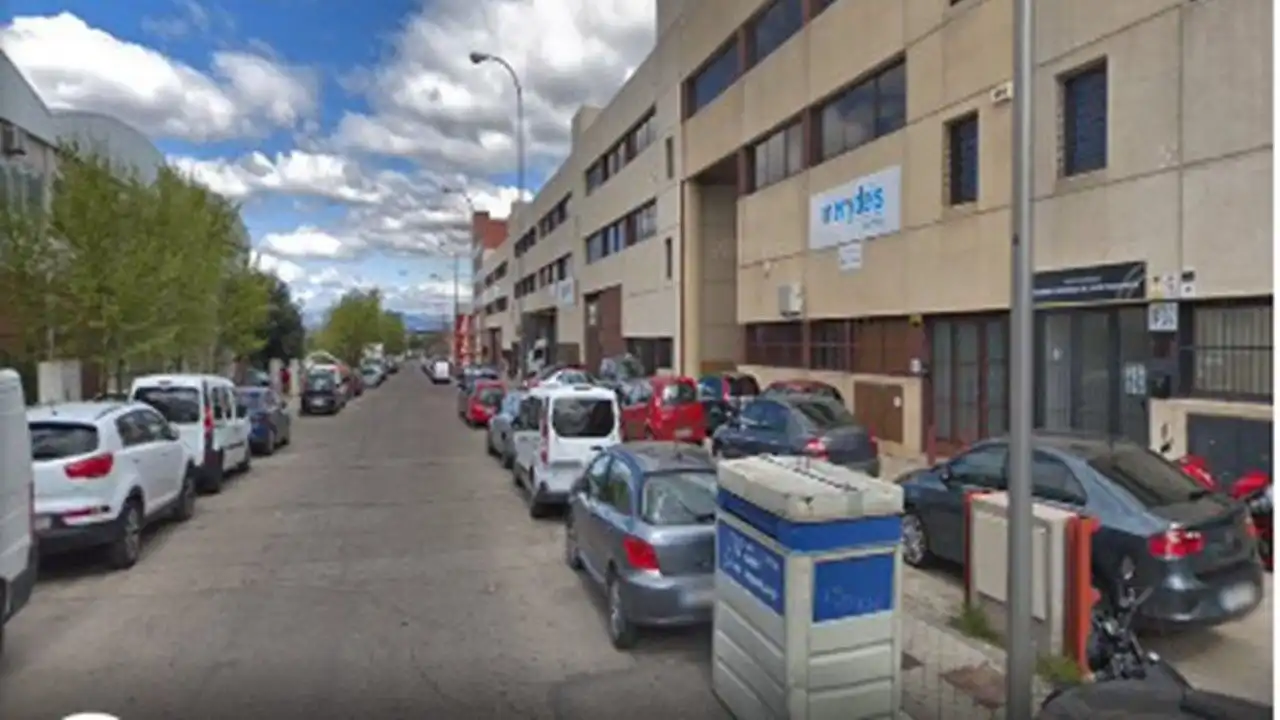 Einzelparkplatz mit Aufzug zum Verkauf in San Blas, imagen 2