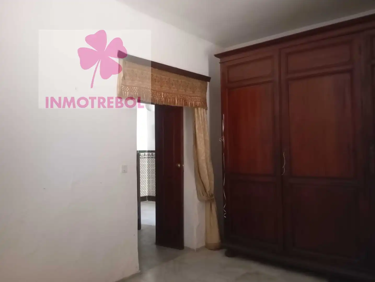 Dormitori de Casa o xalet en venda en Villanueva del Ariscal amb Traster i Balcó
