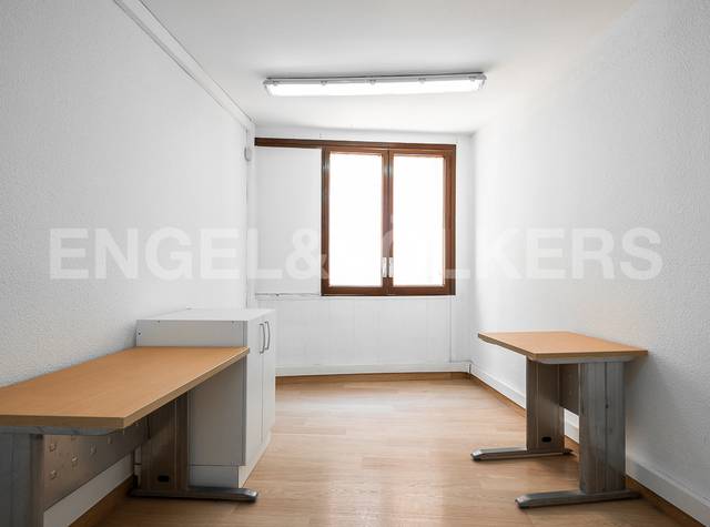 Oficina en Venta en Vila de Gràcia