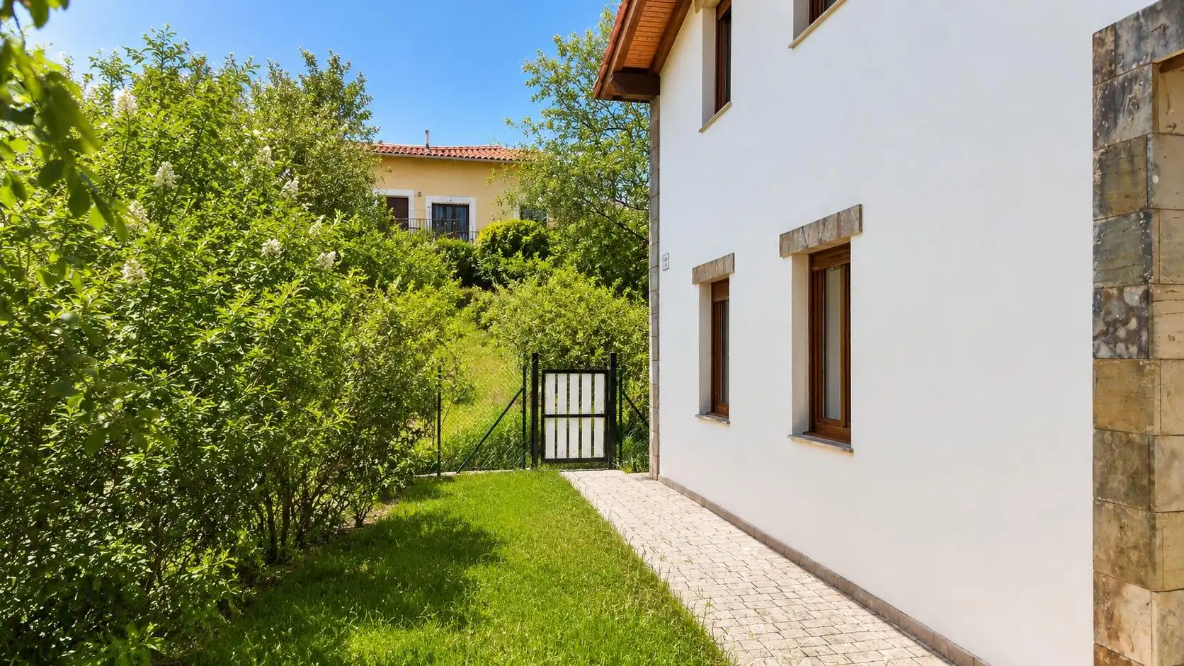 Vista exterior de Casa o chalet en venta en Ruiloba con Calefacción, Jardín privado y Balcón