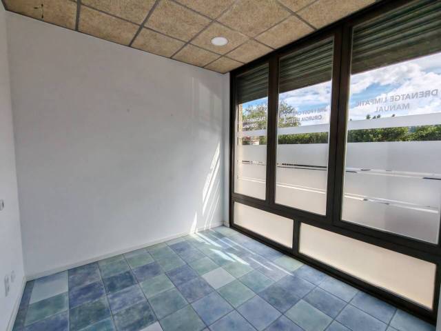 Local comercial en Alquiler en Fontajau - Sant Ponç