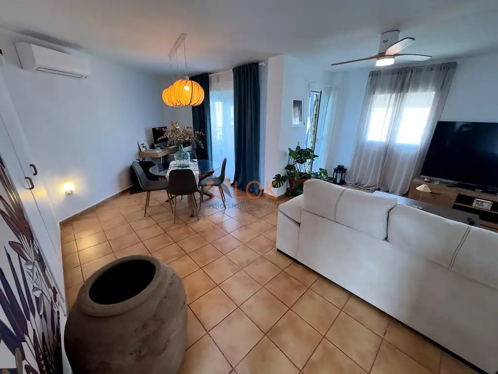 Sala de estar de Dúplex en venta en Vélez-Málaga