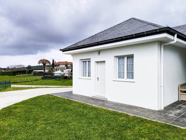 Casa-chalet en Alquiler en Cortiguera - calle La Aldea en Suances