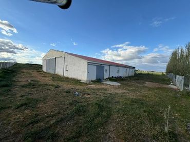 Industrial building for sale in Cantalapiedra