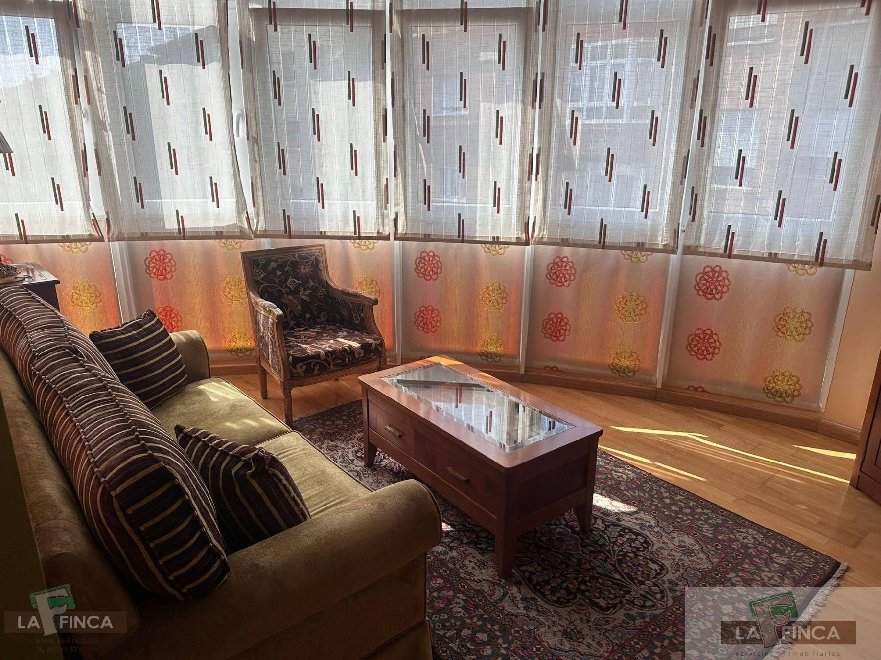 Living room of Flat for sale in Gijón   with Heating and Storage room