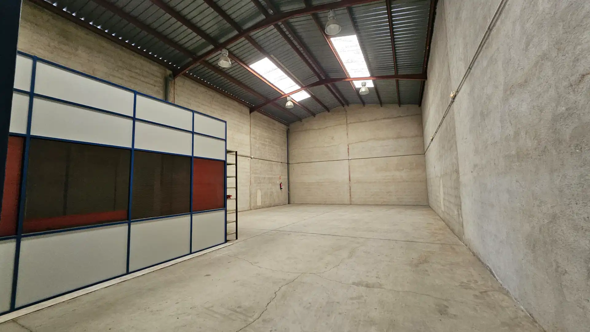 Nave industrial de alquiler en Vila-real con Calefacción y Alarma