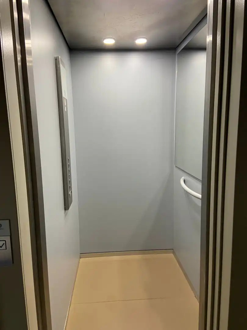 Baño de Piso en venta en Gijón  con Terraza