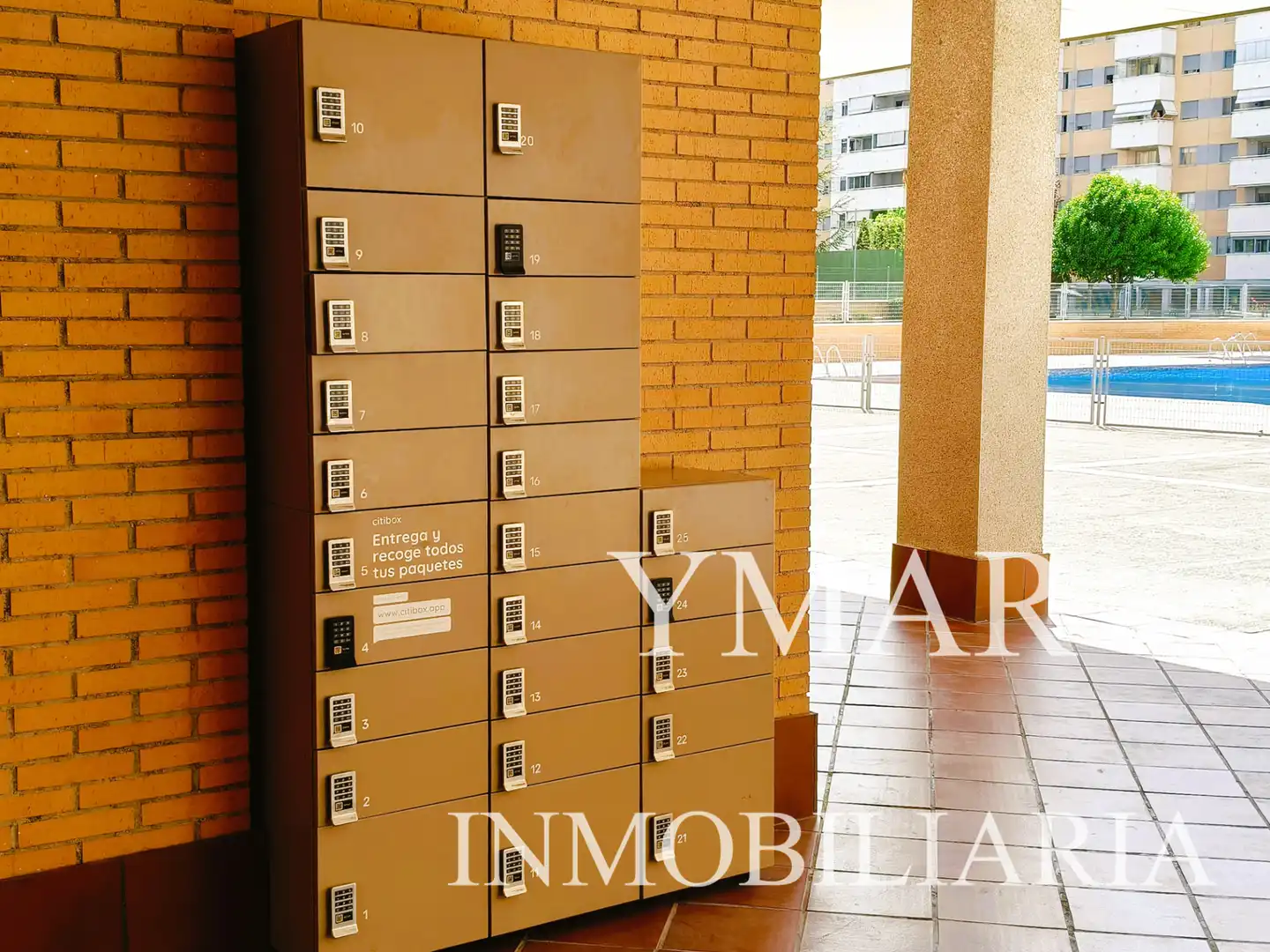 Exterior view of Flat for sale in Alcorcón  with Air Conditioner, Heating and Terrace