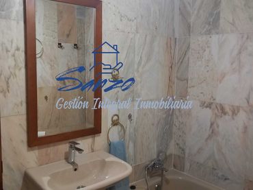 Appartamento con ascensore in vendita a Centro