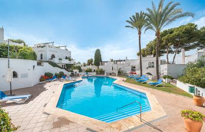 Swimming pool of Single-family semi-detached for sale in Marbella  with Air Conditioner, Heating and Terrace