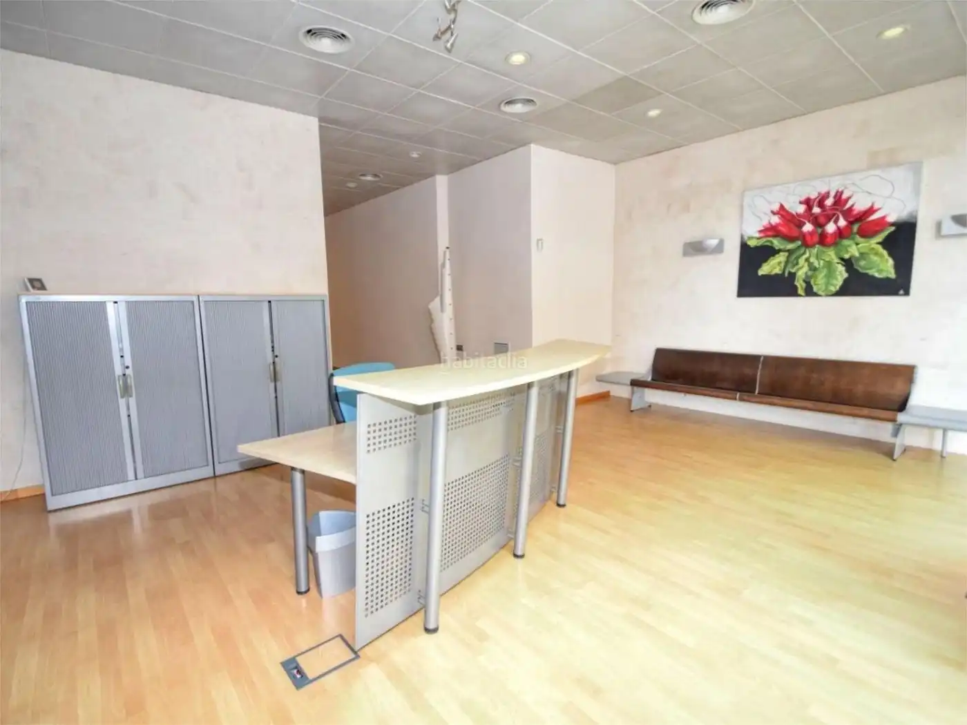 Office space for sale in Carrer Ciutat de Barcelona 26, imagen 2