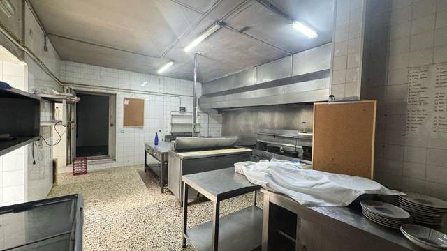 Edificio en Venta en Carretera Nacional N-340 en Zona Calvario
