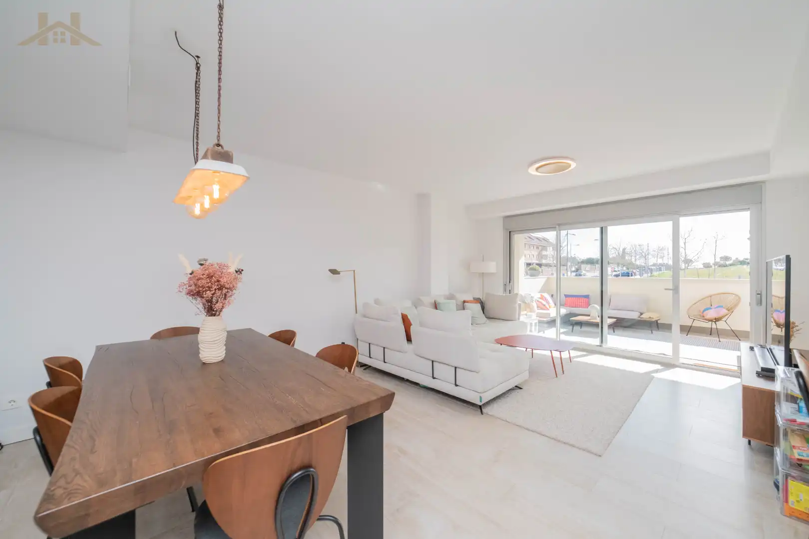 Sala de estar de Piso en venta en Boadilla del Monte con Aire acondicionado, Calefacción y Jardín privado