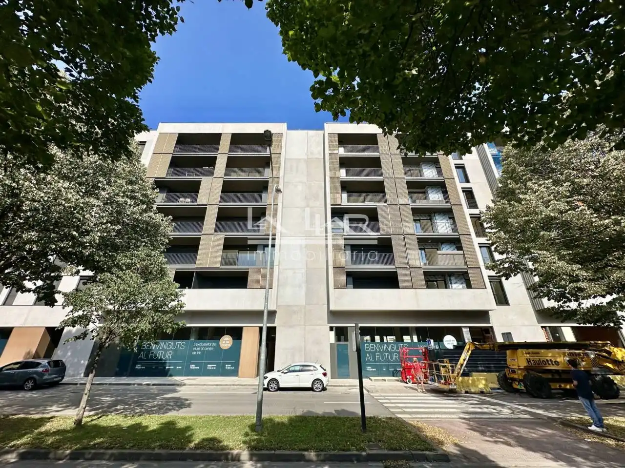 Exterior view of Flat for rent in Vic  with Air Conditioner, Heating and Parquet flooring