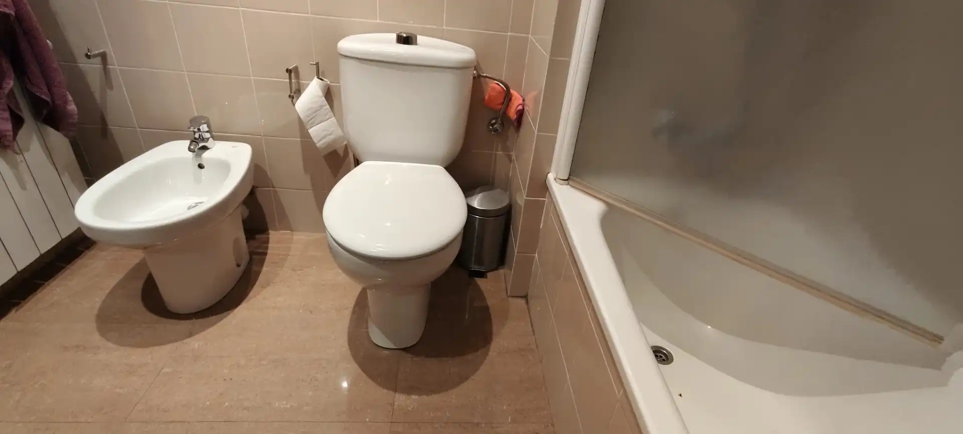 Baño de Planta baja en venta en Cervelló con Aire acondicionado, Calefacción y Parquet