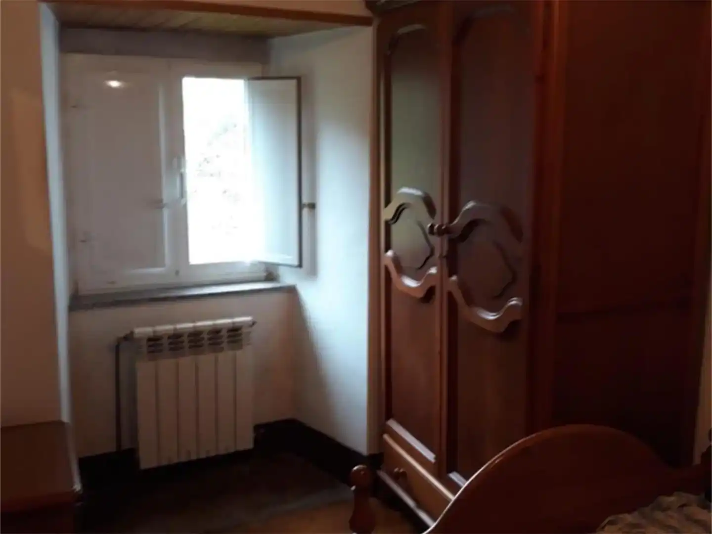 Dormitori de Casa adosada en venda en Ribeira de Piquín amb Jardí privat, Parquet i Moblat