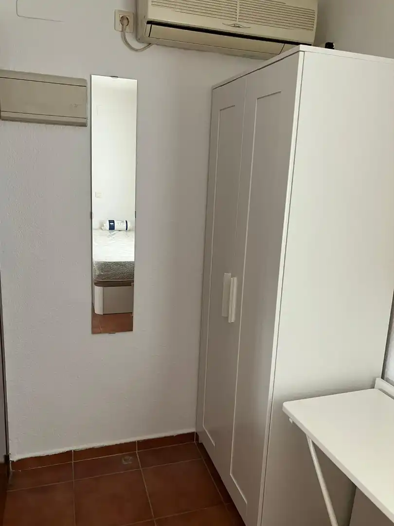 Habitación de Estudio de alquiler en Huelva con Aire acondicionado, Calefacción y Terraza