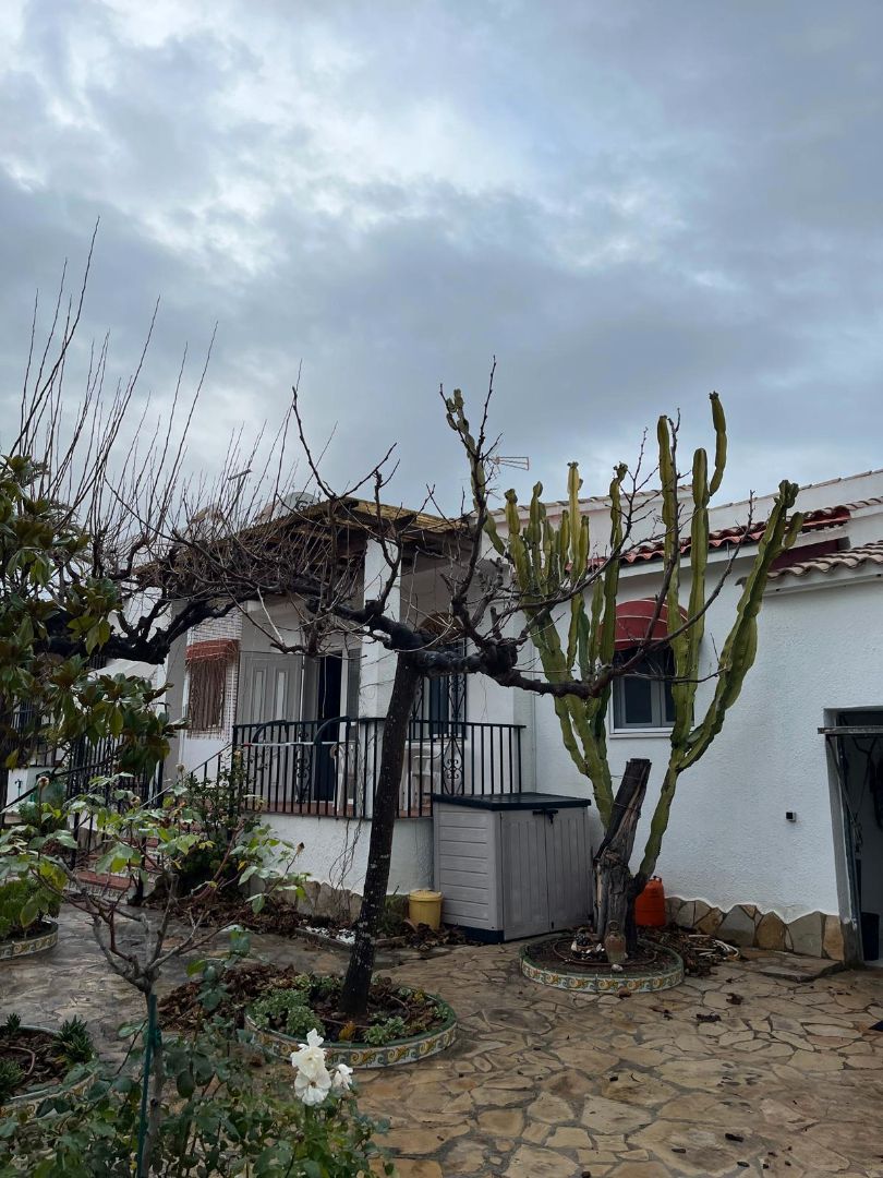 Vista exterior de Casa o xalet en venda en Peñíscola / Peníscola amb Aire condicionat, Jardí privat i Terrassa