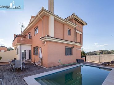 Maison jumelée avec piscine à vendre à Camino del Lorador