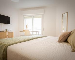 Dormitori de Apartament per a compartir en Soria Capital  amb Moblat, Forn i Rentadora