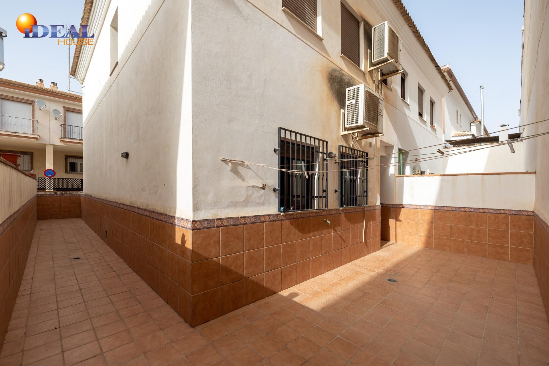 Single-family semi-detached for sale in Huétor Tájar