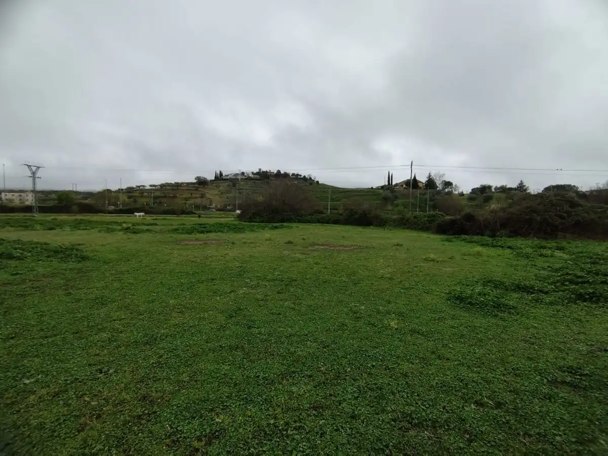 Houses for sale in Plasencia  with Air Conditioner