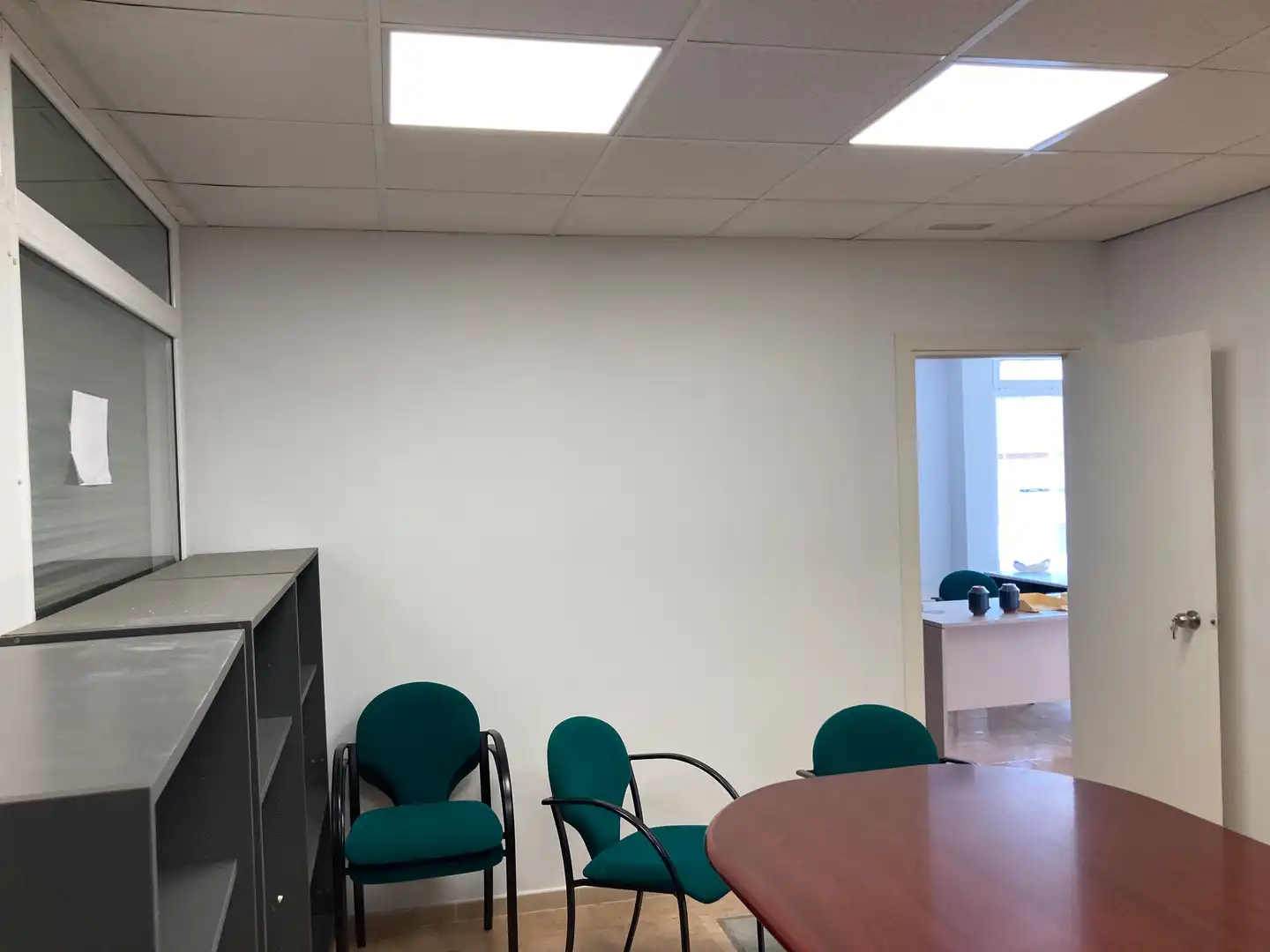 Local comercial en venda a Llevant, imagen 9