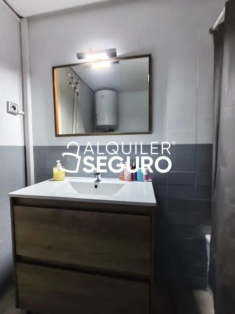 Piso con ascensor en alquiler en Fermin Caballero, imagen 12