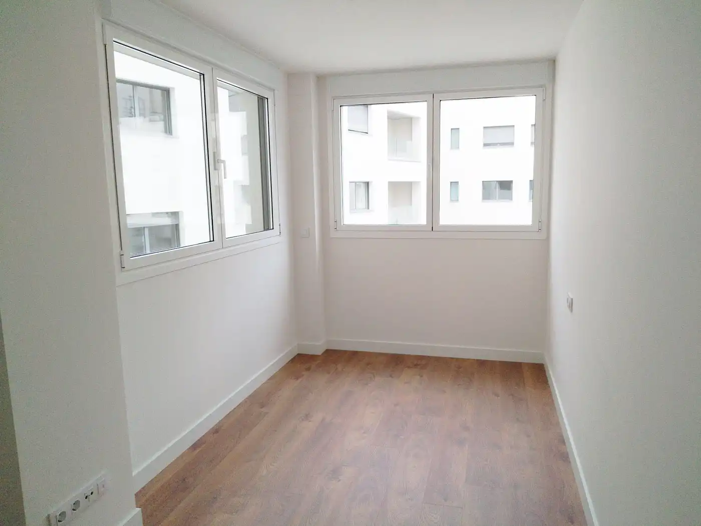 Schlafzimmer von Wohnung zur Miete in Riazor - Visma